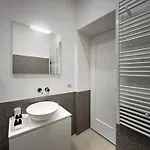 Design - Center
