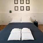 Design - Center
