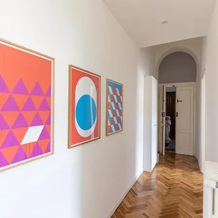 Affittacamere Design - Center 4*