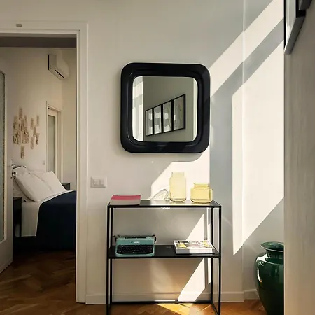 Design - Center בית הארחה קומו